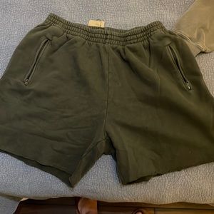 Yeezy season 6 sweat short